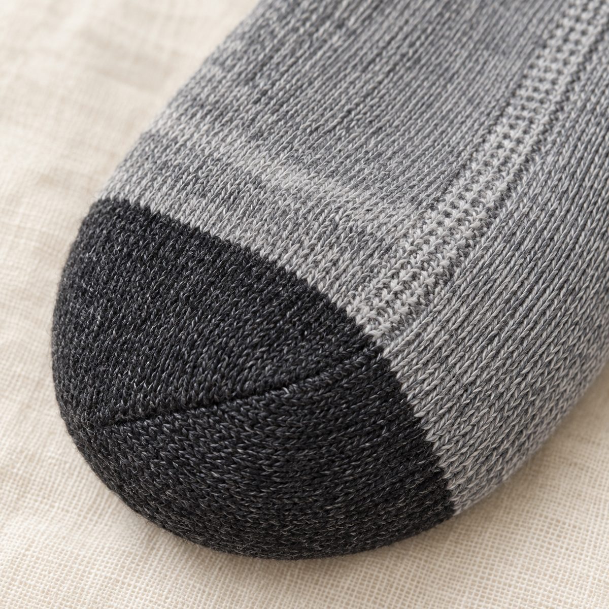 Remote-Control Heated Socks – 3 Heat Settings, Batteries Included