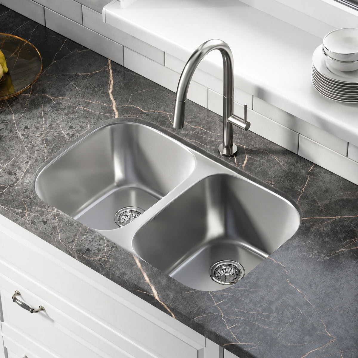 Toulouse 81,3 × 48,3 cm Low Divide acier inoxydable, Dual Basin, Under-Mount évier de cuisine