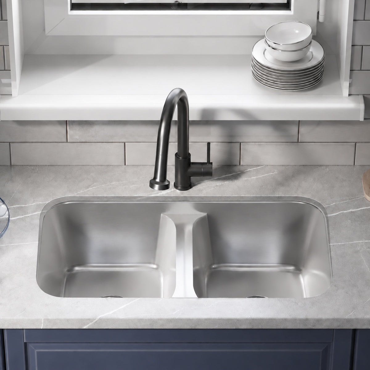 Toulouse 81,3 × 48,3 cm Low Divide acier inoxydable, Dual Basin, Under-Mount évier de cuisine