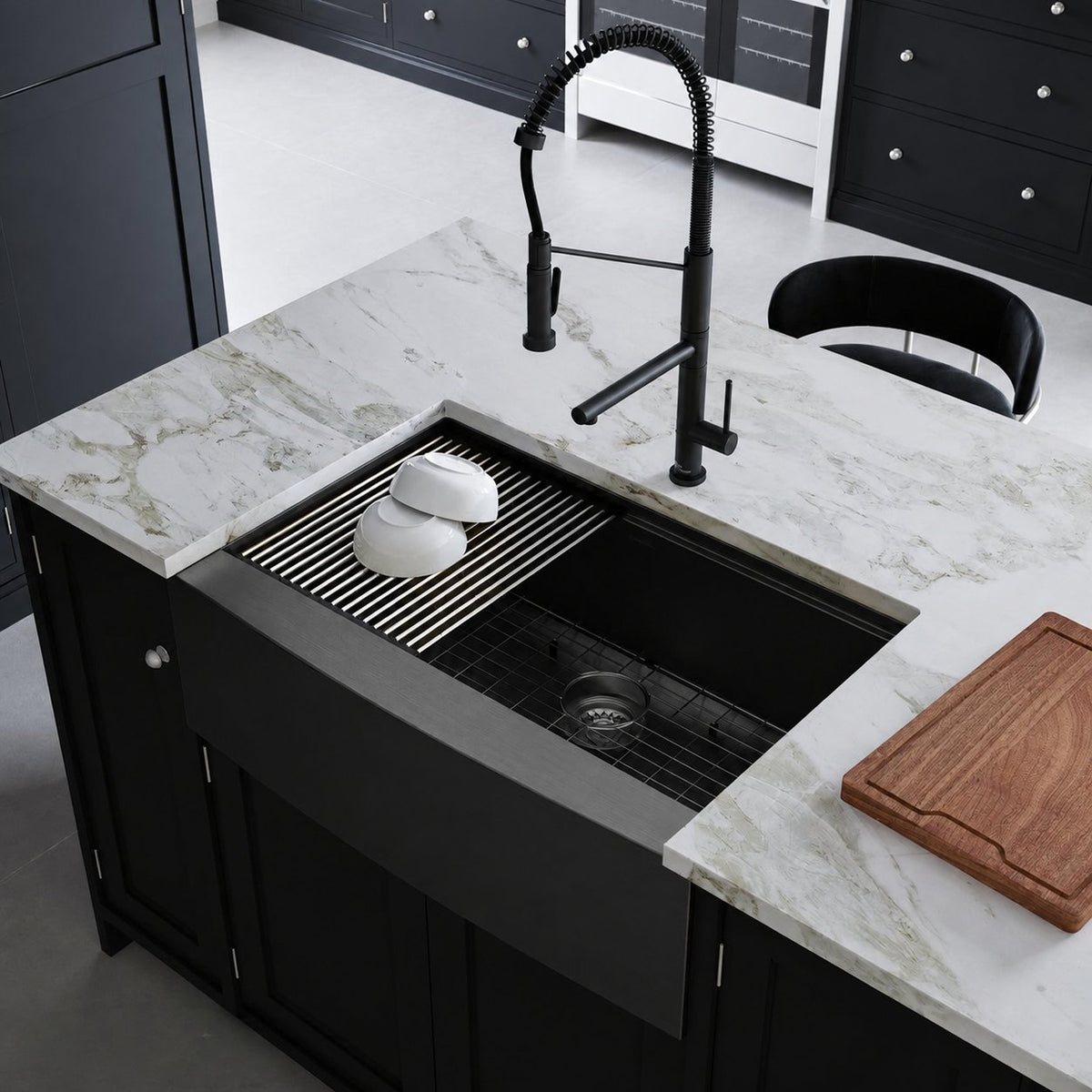 Tourner 83,8 × 55,9 cm acier inoxydable, simple Basin, Farmhouse Kitchen Workstation vasque avec Apron – finition noir