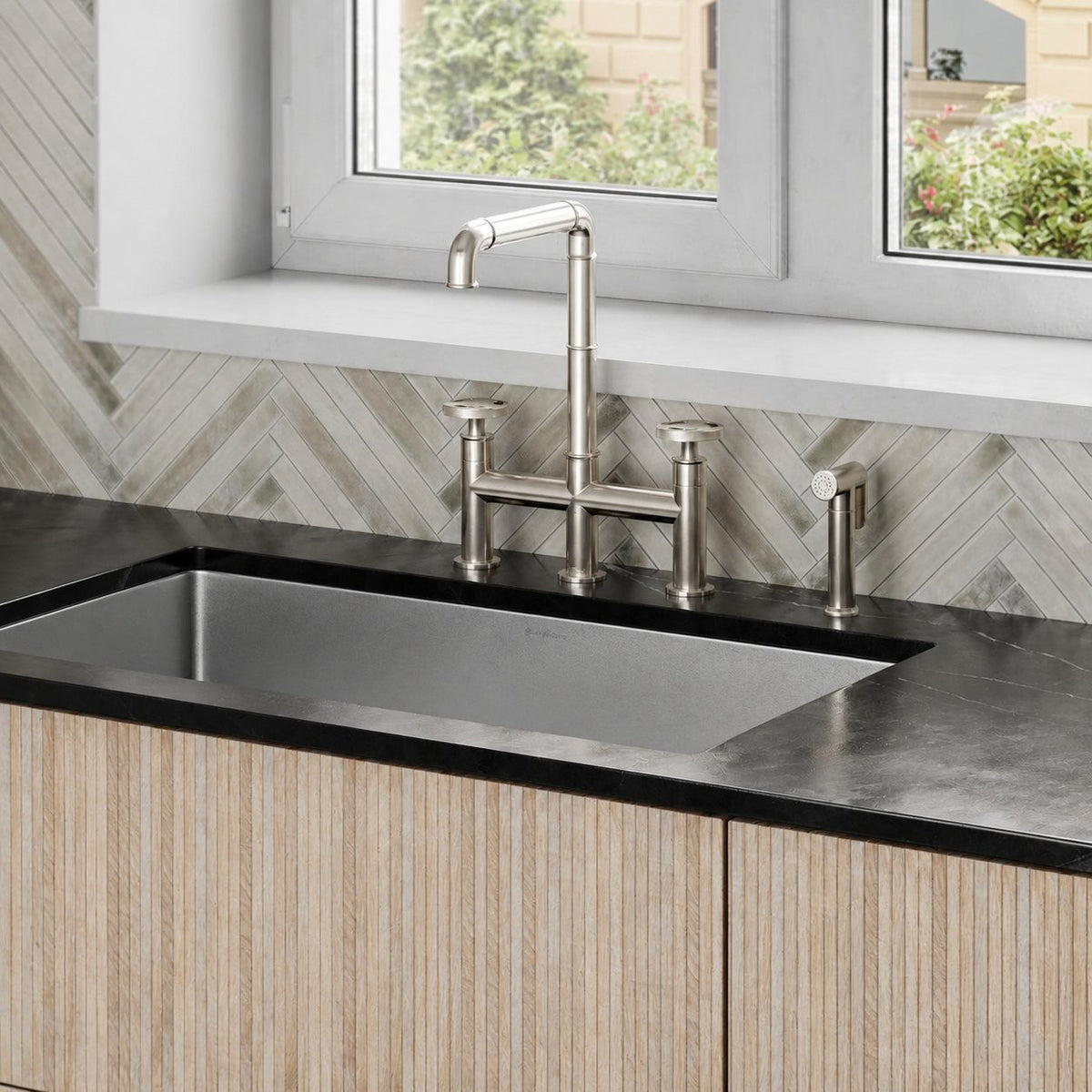 Avallon Pro Widespread mitigeur de cuisine avec Side Sprayer – finition nickel brossé