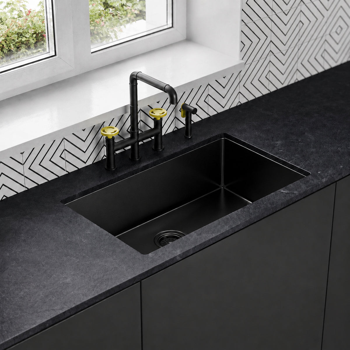 Avallon Pro mitigeur de cuisine – finition noir mat & Yellow