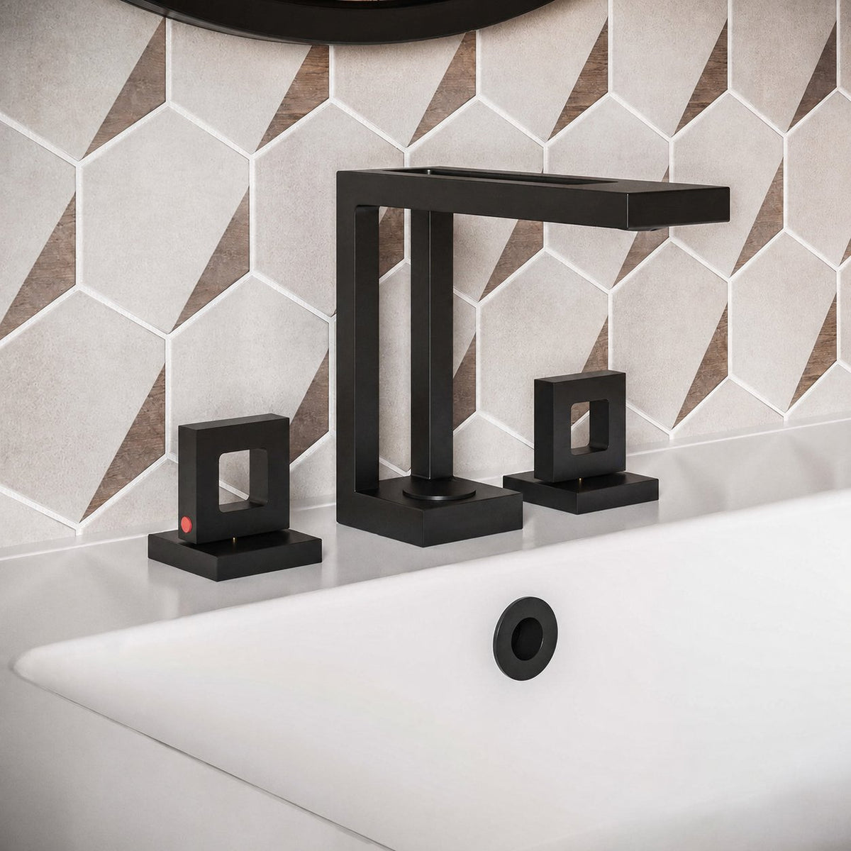 Pierre Widespread, double Handle, mitigeur de lavabo – finition noir mat