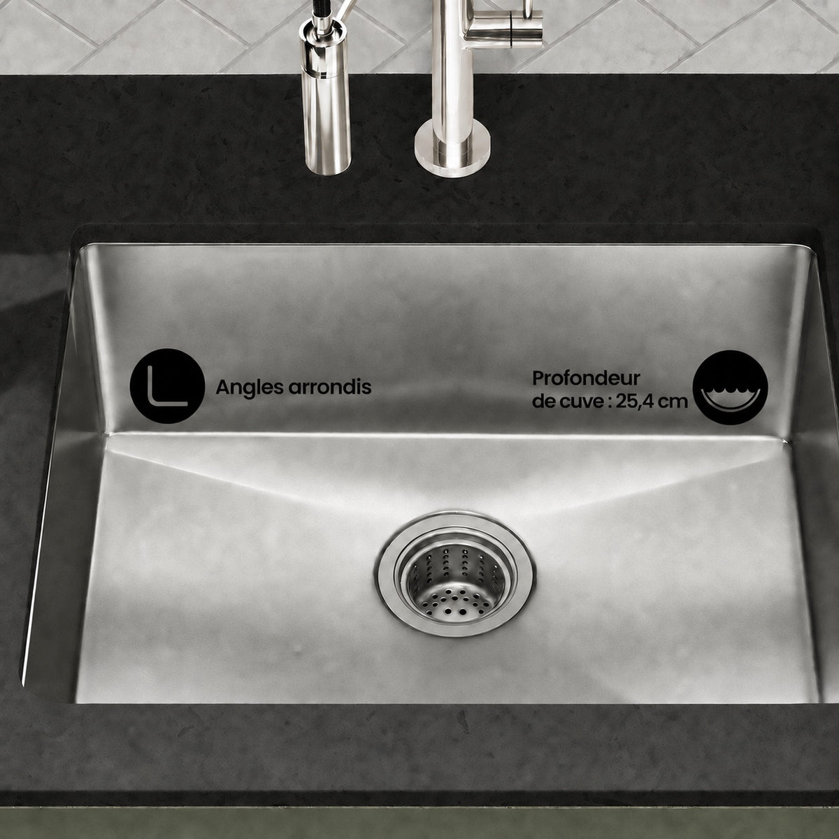 Rivage 58,4 cm 16 Gauge acier inoxydable Undermount évier de cuisine – finition chrome poli