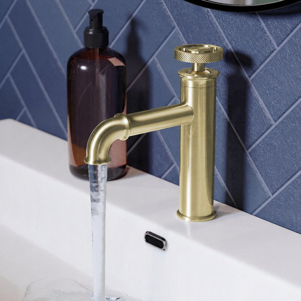 Avallon monotrou, monocommande Wheel, mitigeur de lavabo – finition or brossé