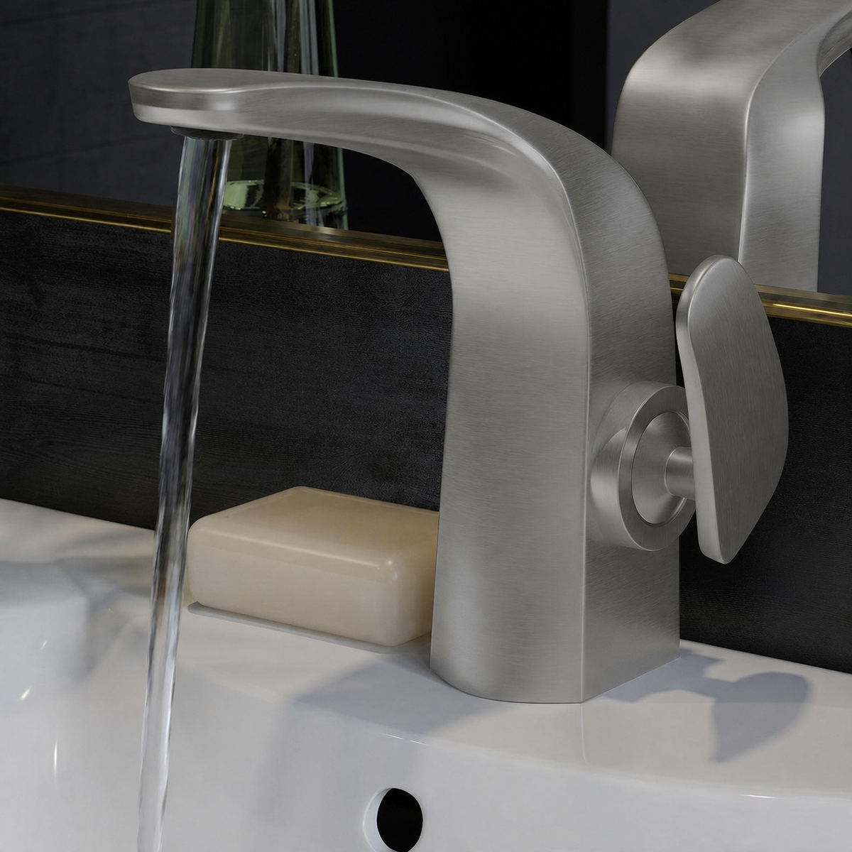 Chateau monotrou, monocommande, mitigeur de lavabo – finition nickel brossé