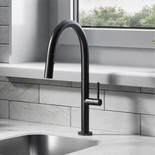 Chalet — Mitigeur de cuisine avec douchette extractible, noir mat