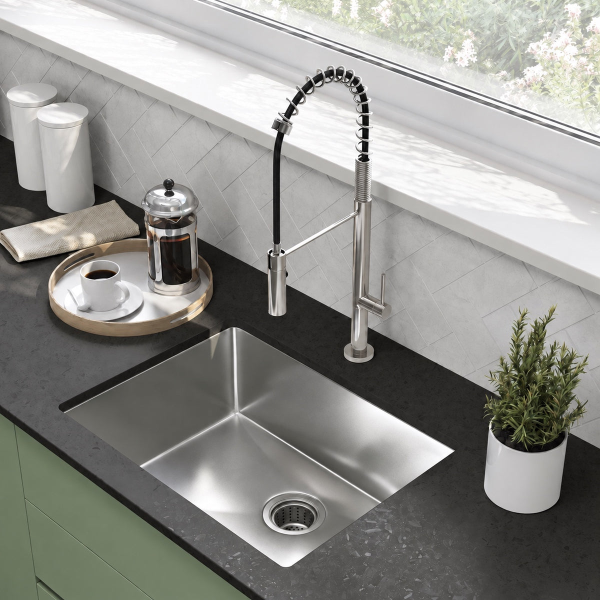 Rivage 58,4 cm 16 Gauge acier inoxydable Undermount évier de cuisine – finition chrome poli