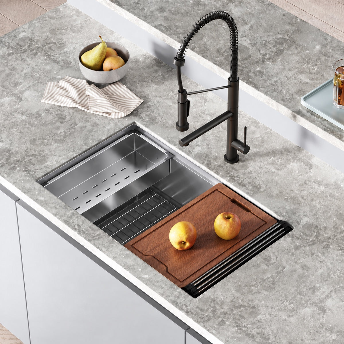 Tourner 81,3 cm 18 Gauge acier inoxydable Undermount évier de cuisine – finition noir mat
