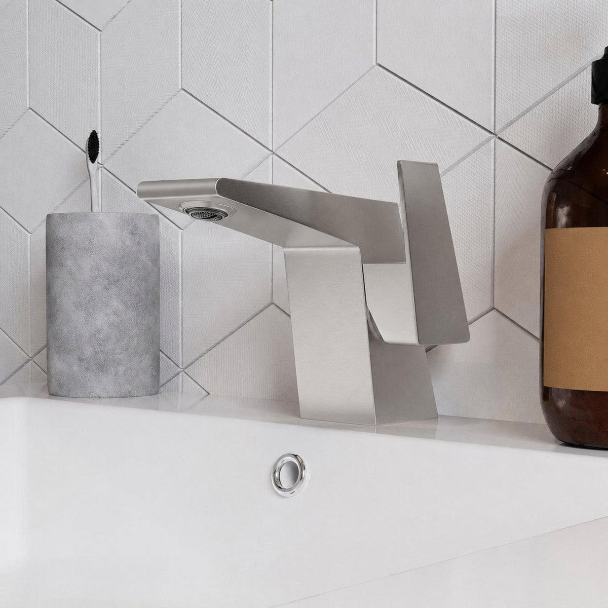 Carre monotrou, monocommande, mitigeur de lavabo – finition nickel brossé