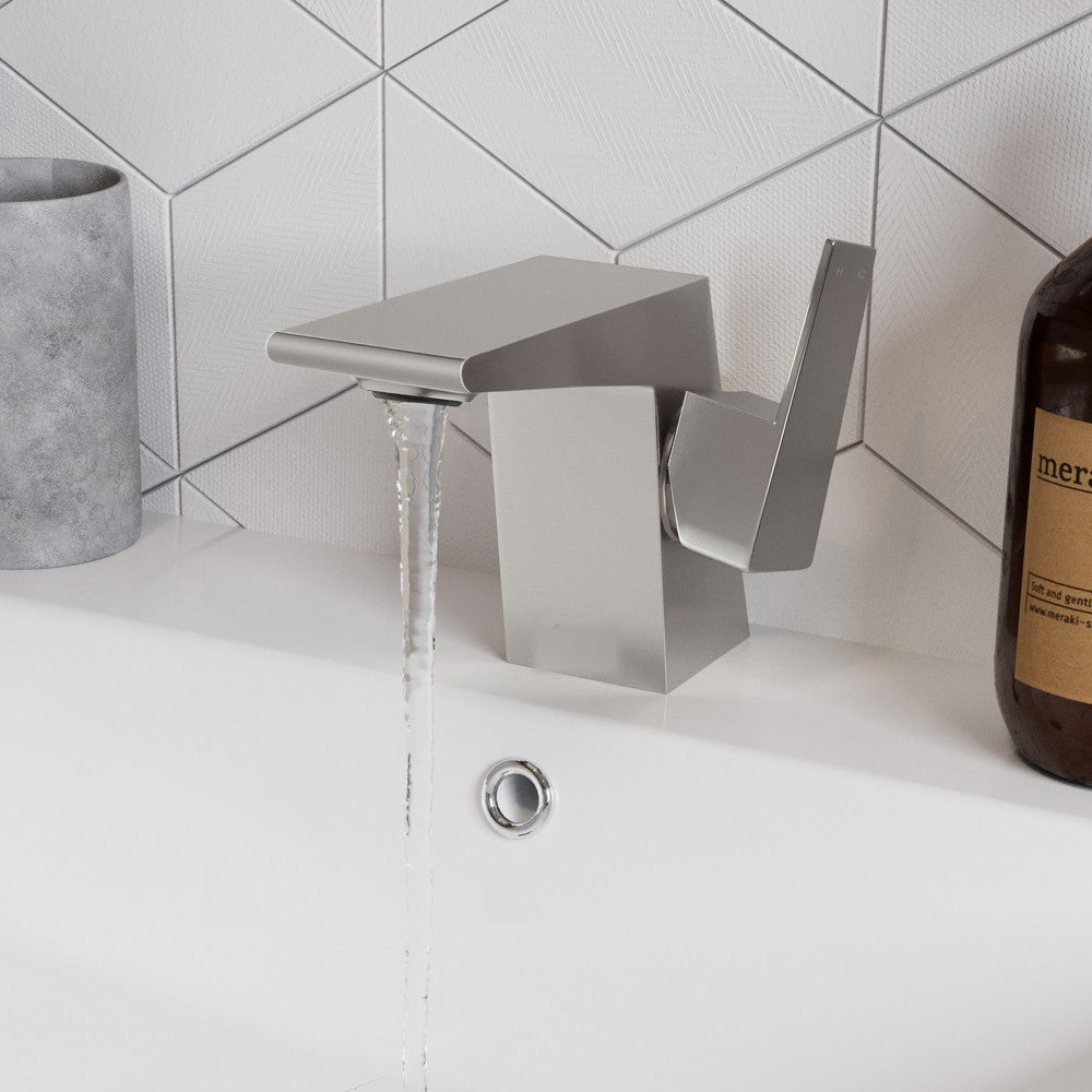 Carre monotrou, monocommande, mitigeur de lavabo – finition nickel brossé