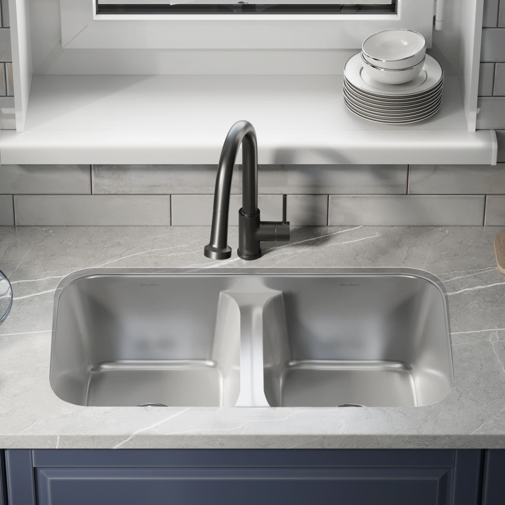 Toulouse 81,3 × 48,3 cm Low Divide acier inoxydable, Dual Basin, Under-Mount évier de cuisine