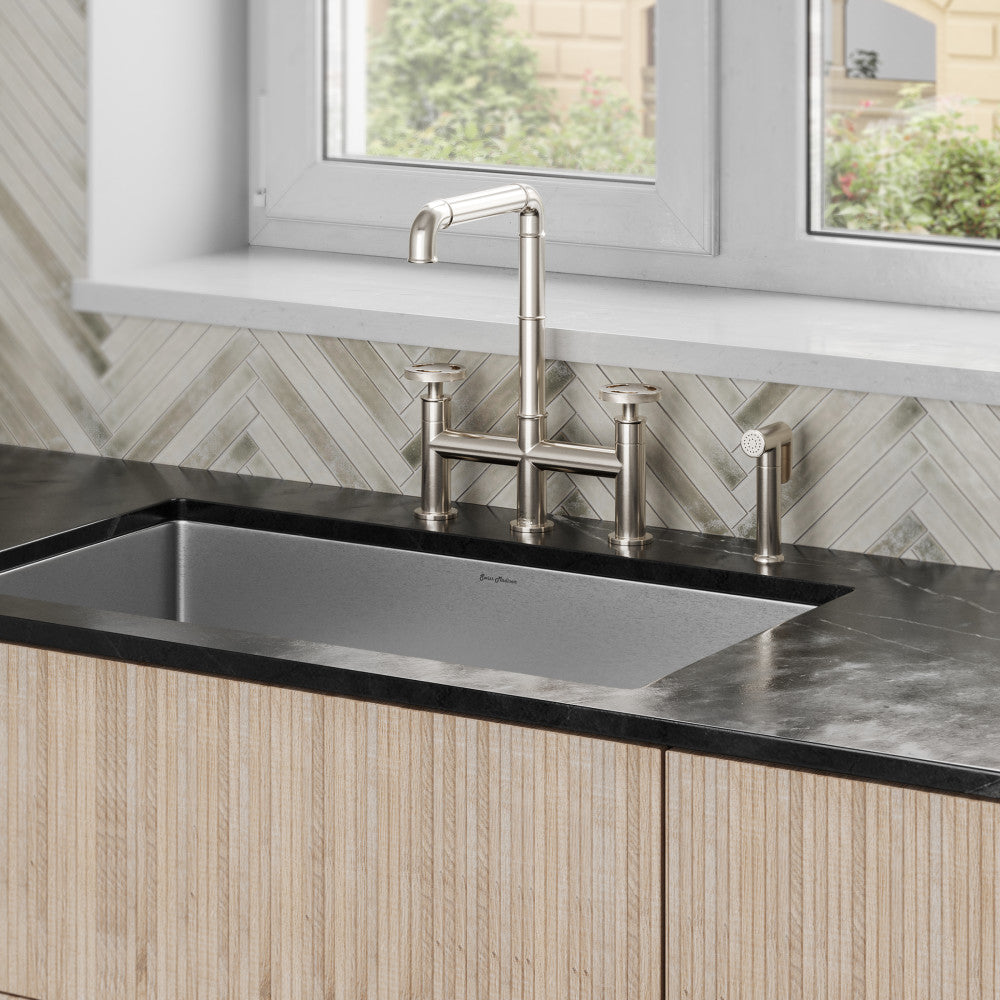 Avallon Pro Widespread mitigeur de cuisine avec Side Sprayer – finition nickel brossé